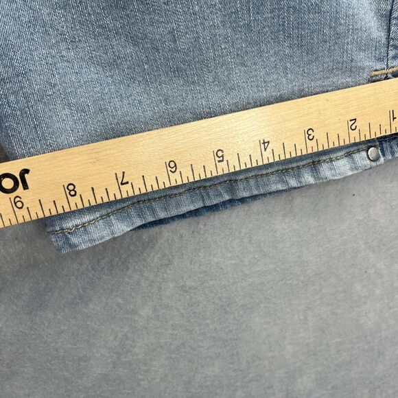 Gloria Vanderbilt Amanda Capri Jeans 12 All Around Slimming Effect Light Wash - Picture 15 of 16